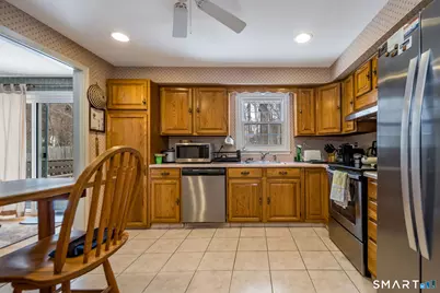 162 Yankee Peddler Path, Madison, CT 06443 - Photo 12