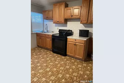 41 Strickland Street #2, Manchester, CT 06042 - Photo 2