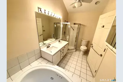 31 Greystone #31, Shelton, CT 06484 - Photo 18