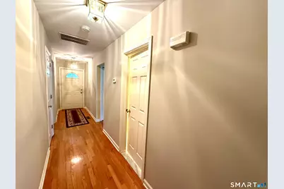 31 Greystone #31, Shelton, CT 06484 - Photo 4