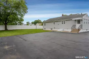 34 River St, East Haven, CT 06512 - Photo 2