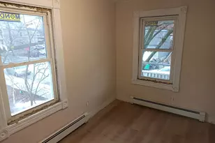 1248 N Main St, Waterbury, CT 06704 - Photo 10