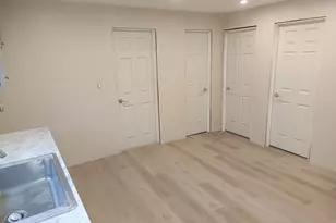 1248 N Main St, Waterbury, CT 06704 - Photo 6