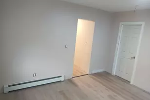 1248 N Main St, Waterbury, CT 06704 - Photo 8