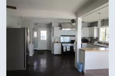 181 Kings Highway, Milford, CT 06460 - Photo 22