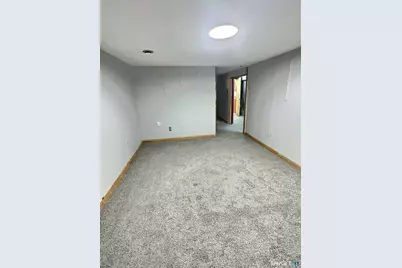 50 Maltby Avenue, West Haven, CT 06516 - Photo 34