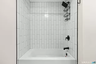 937 Post Rd, Fairfield, CT 06824 - Photo 26