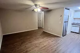 280 Burgundy Hill Ln, Middletown, CT 06457 - Photo 2