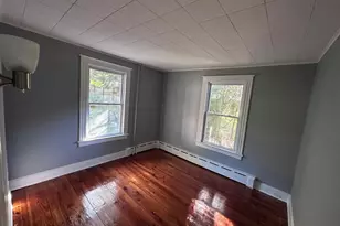 10 Fleming St, Waterbury, CT 06710 - Photo 4