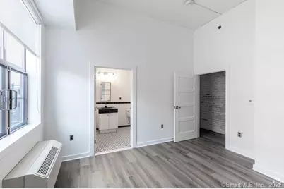 15 Dinah Street #302, West Hartford, CT 06107 - Photo 2