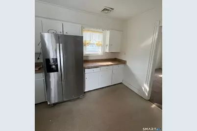 1901 Dixwell Avenue, Hamden, CT 06514 - Photo 2