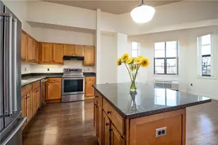 15 Dinah Rd, West Hartford, CT 06107 - Photo 4