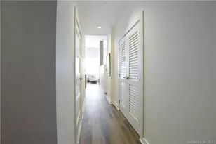 15 Dinah Rd, West Hartford, CT 06107 - Photo 16