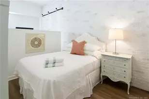 15 Dinah Rd, West Hartford, CT 06107 - Photo 10