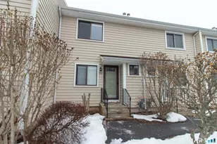 255 Monticello Dr, Branford, CT 06405 - Photo 2