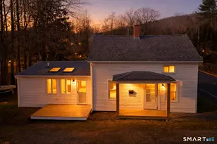 9 John St, Winchester, CT 06098 - Photo 1