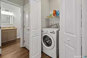 40 Lombard Cir, North Haven, CT 06473 - Photo 16