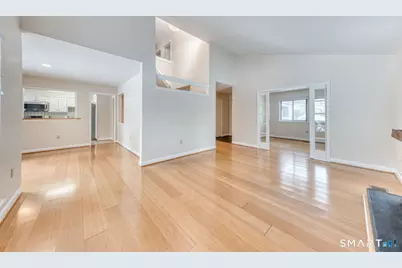 14 Walnut Lane #14, Avon, CT 06001 - Photo 8