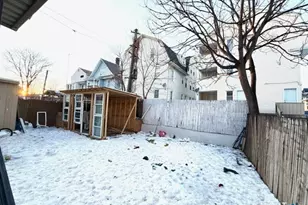 41 Washington Terrace, Bridgeport, CT 06604 - Photo 10