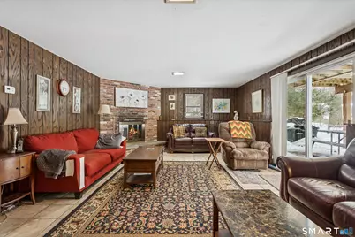 10 Oakwood Court, Norwalk, CT 06850 - Photo 4