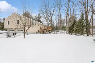 10 Oakwood Ct, Norwalk, CT 06850 - Photo 32