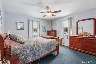 10 Oakwood Ct, Norwalk, CT 06850 - Photo 24