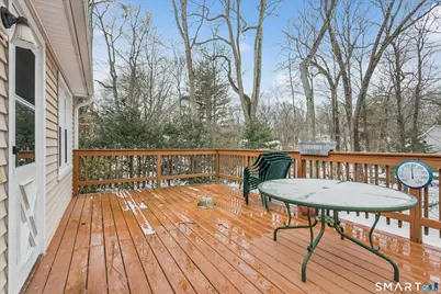 10 Oakwood Court, Norwalk, CT 06850 - Photo 28