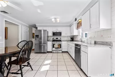 60 Quail Trail, Trumbull, CT 06611 - Photo 10