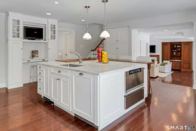 4 The Fenway, Westport, CT 06880 - Photo 10