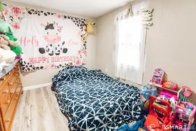 947 Pearl Lake Road, Waterbury, CT 06706 - Photo 10