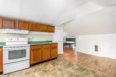 34 Poplar Street #B, New Milford, CT 06776 - Photo 8