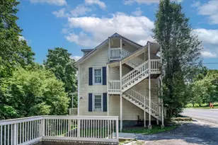 34 Poplar St, New Milford, CT 06776 - Photo 2