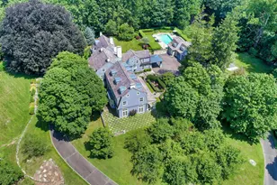 27 Country Club Rd, Ridgefield, CT 06877 - Photo 2