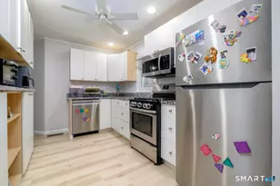 25 Limerick St, Stamford, CT 06902 - Photo 8