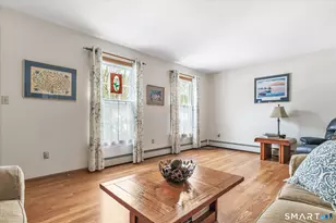 22 Jenyfer Ct, Shelton, CT 06484 - Photo 10