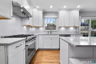 62 Hastings Ln, Stamford, CT 06905 - Photo 4