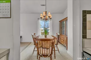 32 Lawson Ln, Ridgefield, CT 06877 - Photo 10