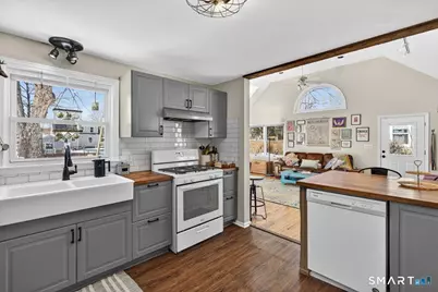 12 Pond Road, Hamden, CT 06514 - Photo 16