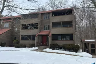 172 Towne House Rd, Hamden, CT 06514 - Photo 1