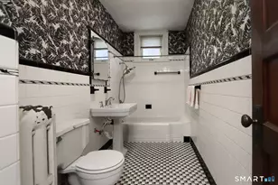 207 Westfield Ave, Ansonia, CT 06401 - Photo 22