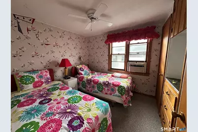 42 South Washington Avenue, East Lyme, CT 06357 - Photo 14