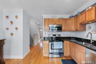 85 Camp Ave, Stamford, CT 06907 - Photo 12
