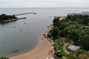 15 Whalers Point, East Haven, CT 06512 - Photo 4