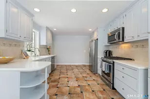 29 Richmond Dr, Darien, CT 06820 - Photo 10