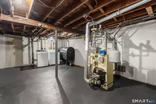 8 Hendee Rd, Manchester, CT 06040 - Photo 30