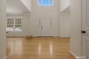 27 Amanda Way, Tolland, CT 06084 - Photo 2