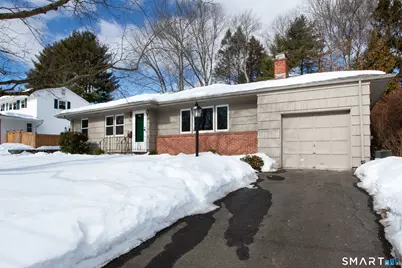 26 East Maxwell Drive, West Hartford, CT 06107 - Photo 2