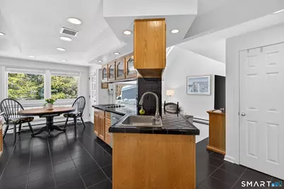 14 Centre Village Drive #14, Madison, CT 06443 - Photo 10