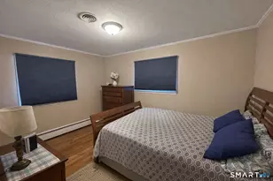 13 Hill Farm Rd, Bloomfield, CT 06002 - Photo 10