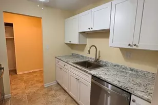 57 Westridge Rd, New London, CT 06320 - Photo 2